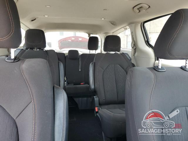 2C4RC1DG8HR817178 2017 CHRYSLER PACIFICA photo no. 10
