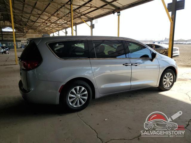 2C4RC1FG4JR278450 2018 CHRYSLER PACIFICA photo no. 3