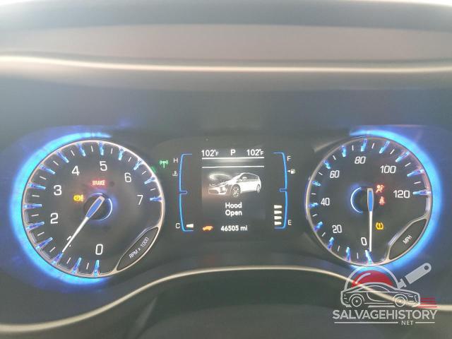 2C4RC1FG4JR278450 2018 CHRYSLER PACIFICA photo no. 9