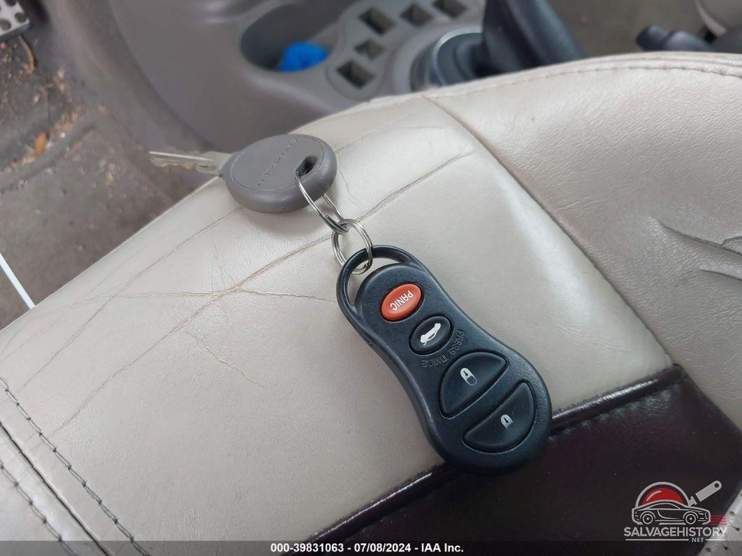 3C3AY75S55T700319 2005 CHRYSLER PT CRUISER photo no. 11