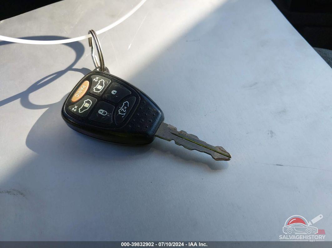 2C4GP54LX5R112541 2005 CHRYSLER TOWN & COUNTRY photo no. 11