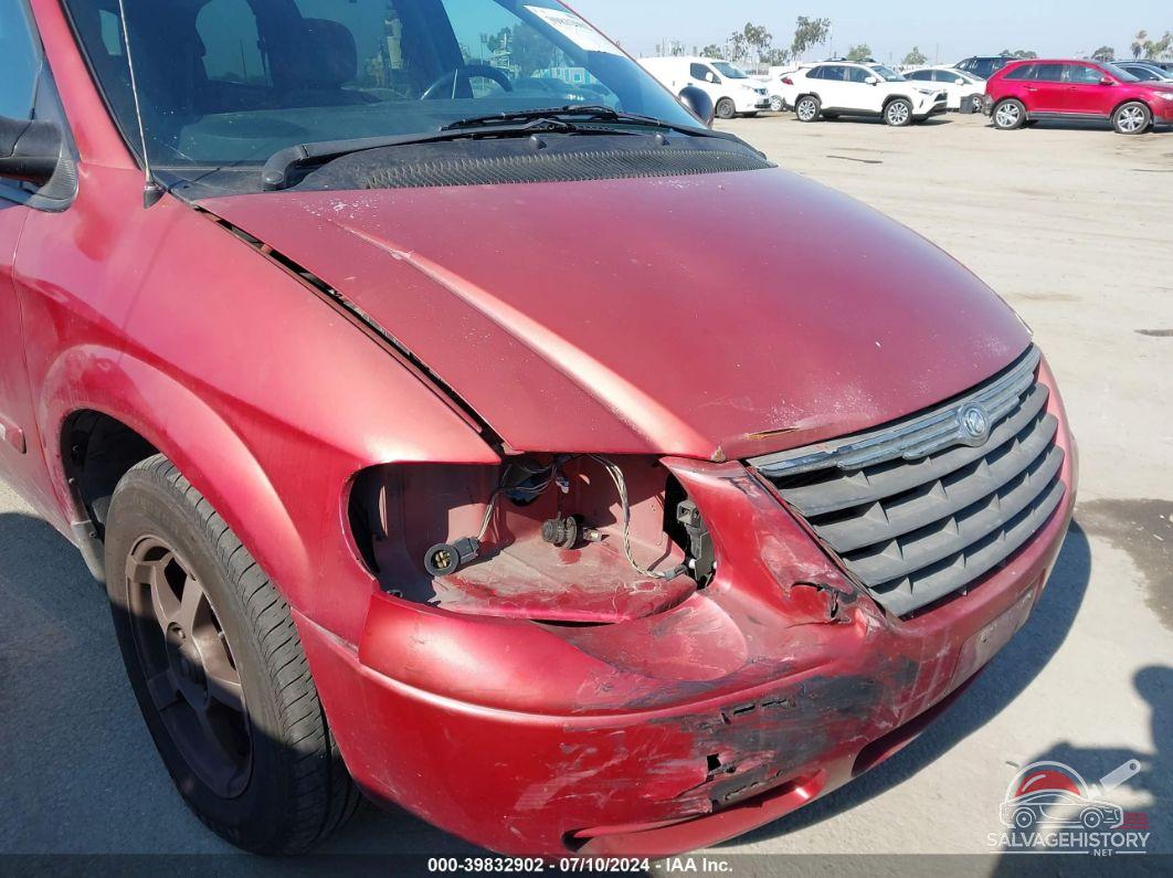 2C4GP54LX5R112541 2005 CHRYSLER TOWN & COUNTRY photo no. 6