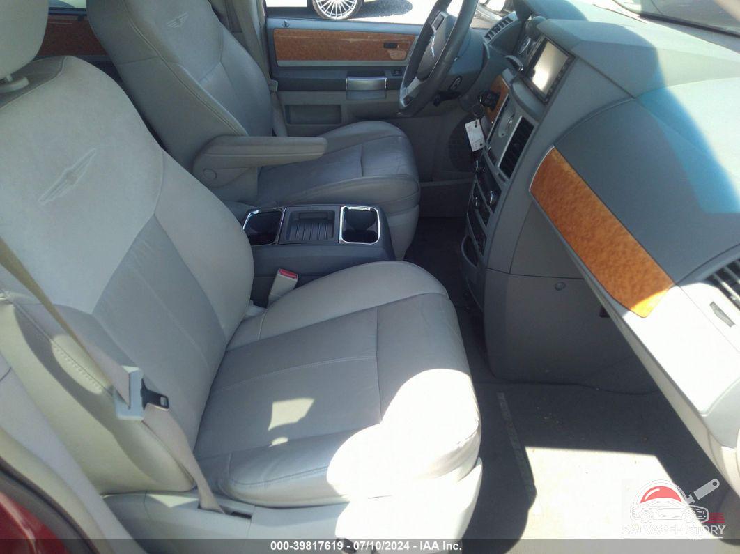 2A8HR64X68R745980 2008 CHRYSLER TOWN & COUNTRY photo no. 5