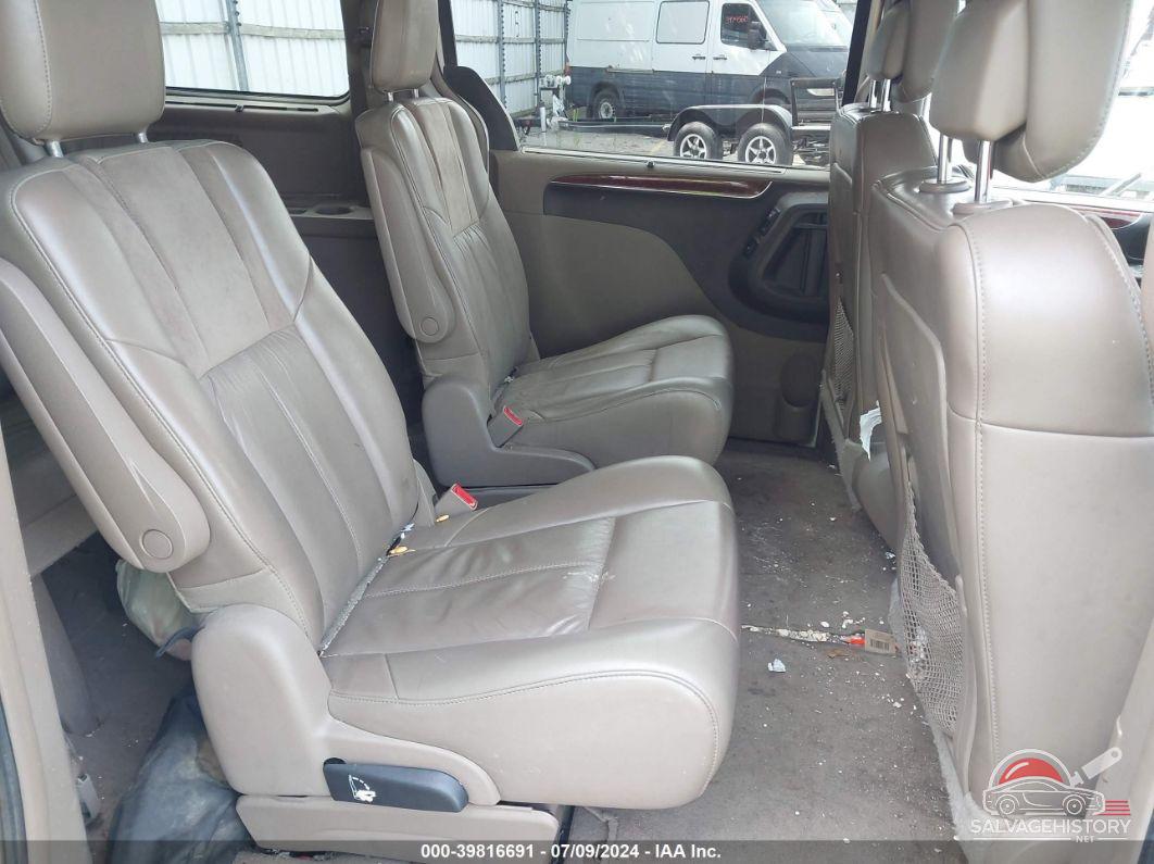 2A4RR6DG5BR652929 2011 CHRYSLER TOWN & COUNTRY photo no. 8