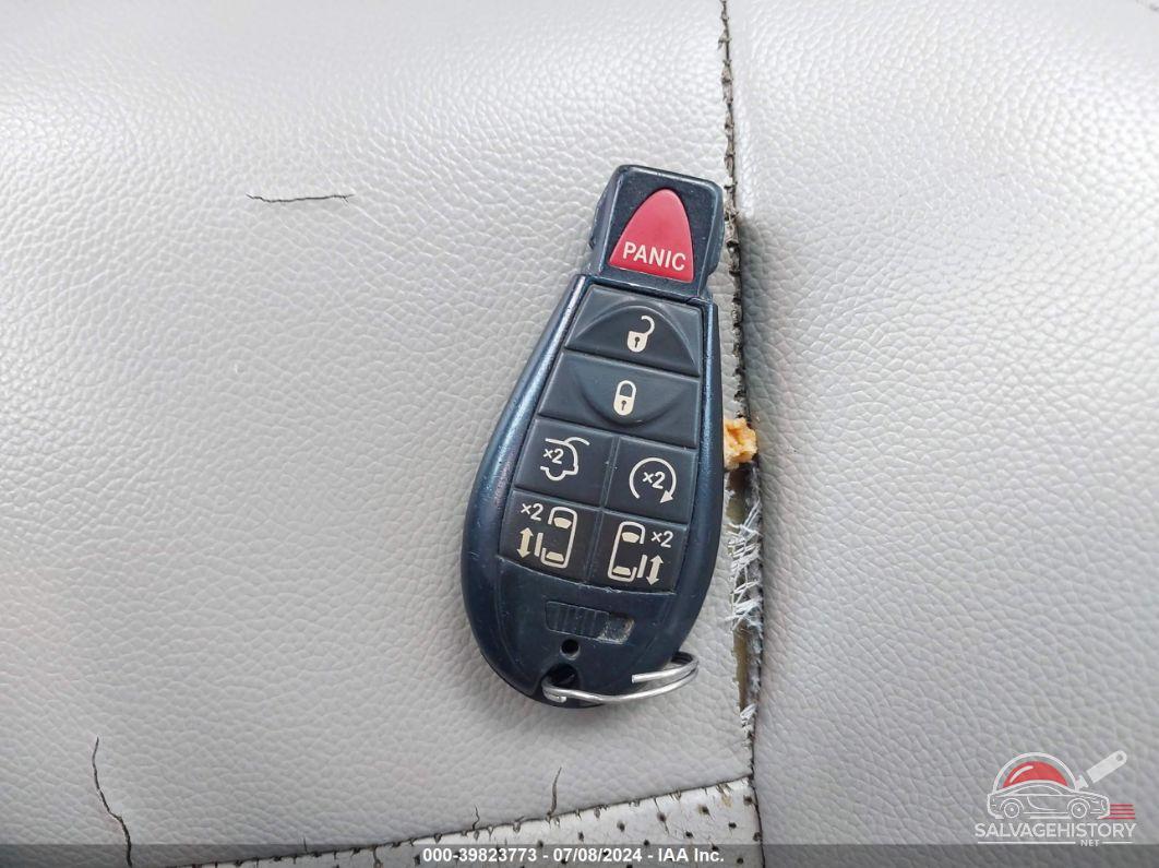 2A4RR8DG1BR610530 2011 CHRYSLER TOWN & COUNTRY photo no. 11
