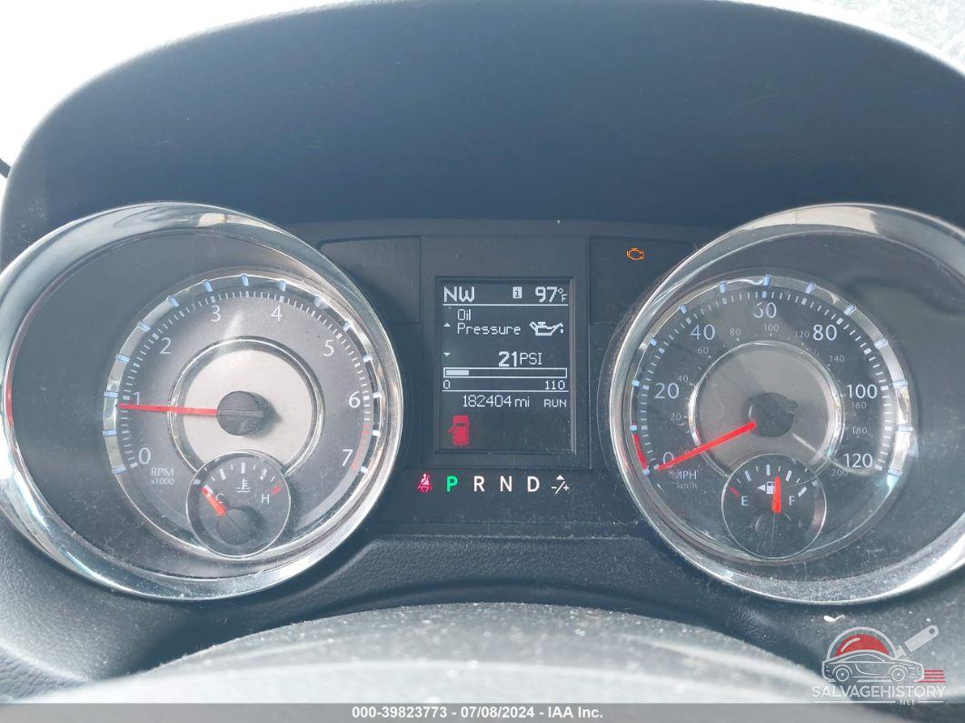2A4RR8DG1BR610530 2011 CHRYSLER TOWN & COUNTRY photo no. 7