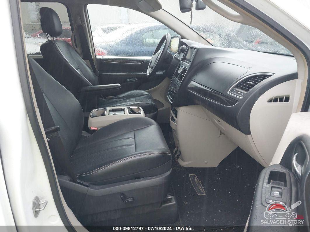 2C4RC1CGXGR188376 2016 CHRYSLER TOWN & COUNTRY photo no. 5