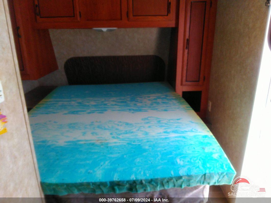 5ZT2CAJB0AA007367 2010 COACHMEN CATALINA 20RD photo no. 7
