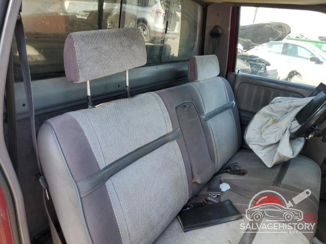 1B7GL26X8SS315321 1995 DODGE All Models photo no. 10