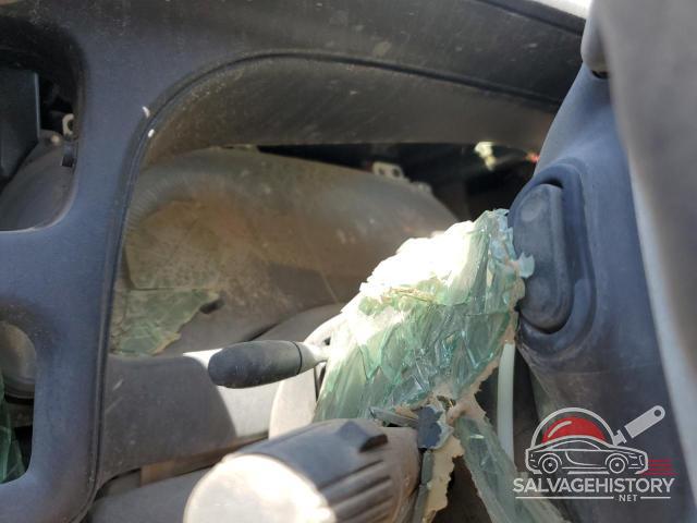 1B7GG22N9YS536847 2000 DODGE All Models photo no. 9