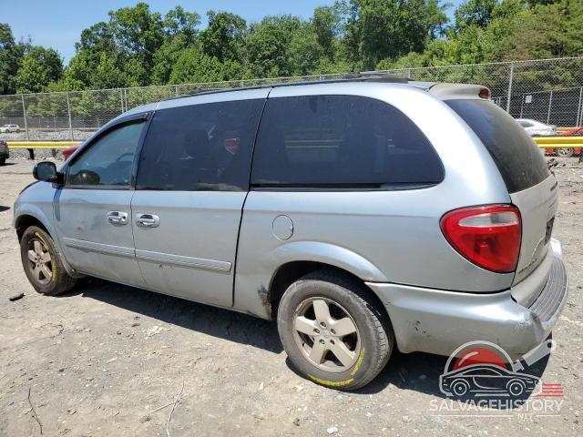 2D4GP44LX5R528974 2005 DODGE CARAVAN photo no. 2