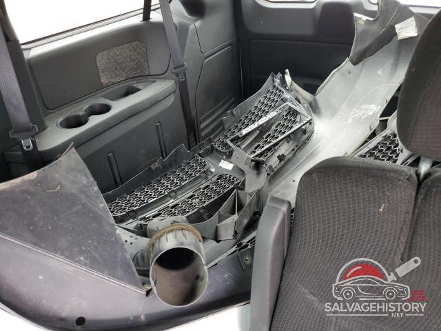 2C4RDGBG3FR705730 2015 DODGE CARAVAN photo no. 13