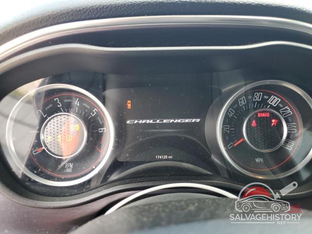 2C3CDZAG1FH764059 2015 DODGE CHALLENGER photo no. 9