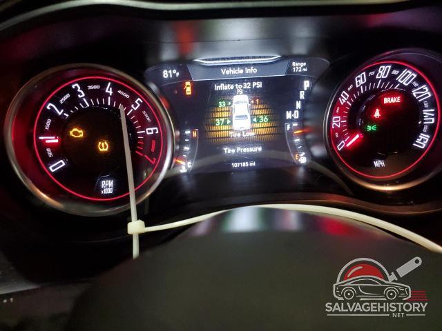 2C3CDZAG7JH123734 2018 DODGE CHALLENGER photo no. 9