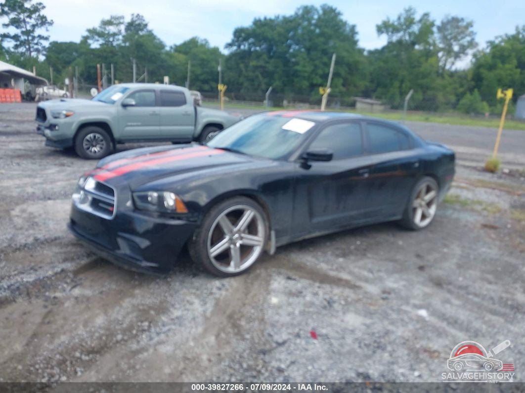 2C3CDXBG9DH522636 2013 DODGE CHARGER photo no. 2