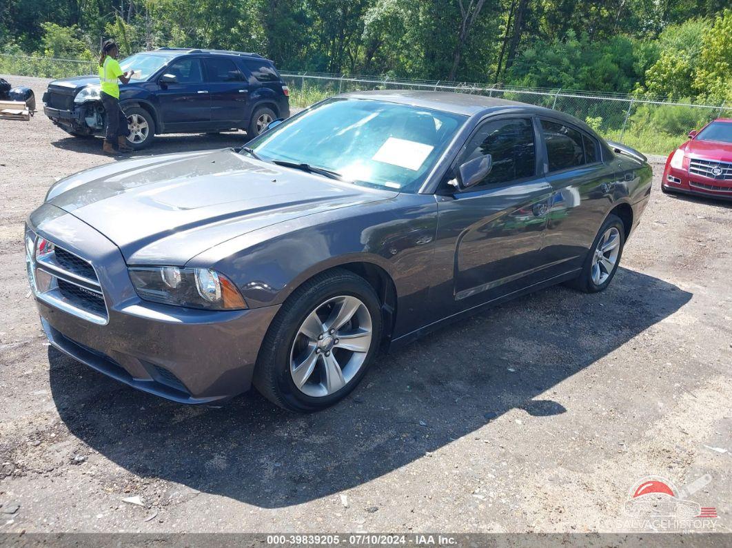 2C3CDXBG6EH124625 2014 DODGE CHARGER photo no. 2