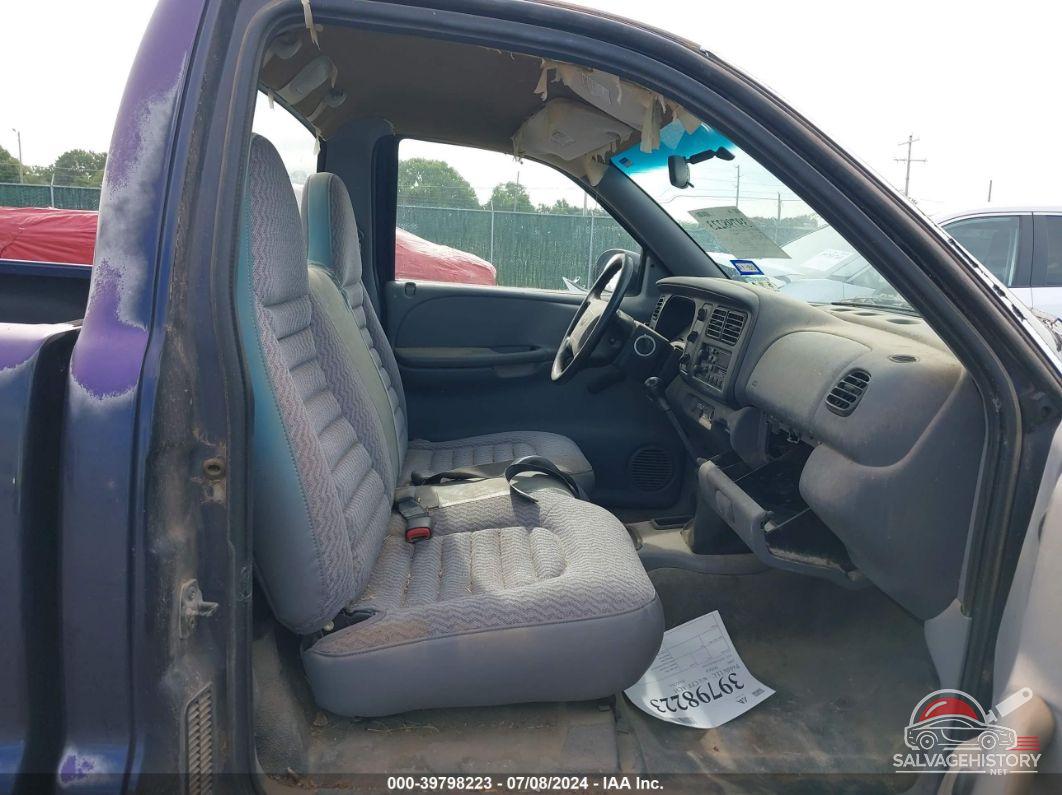 1B7FL26P8XS270903 1999 DODGE DAKOTA photo no. 8