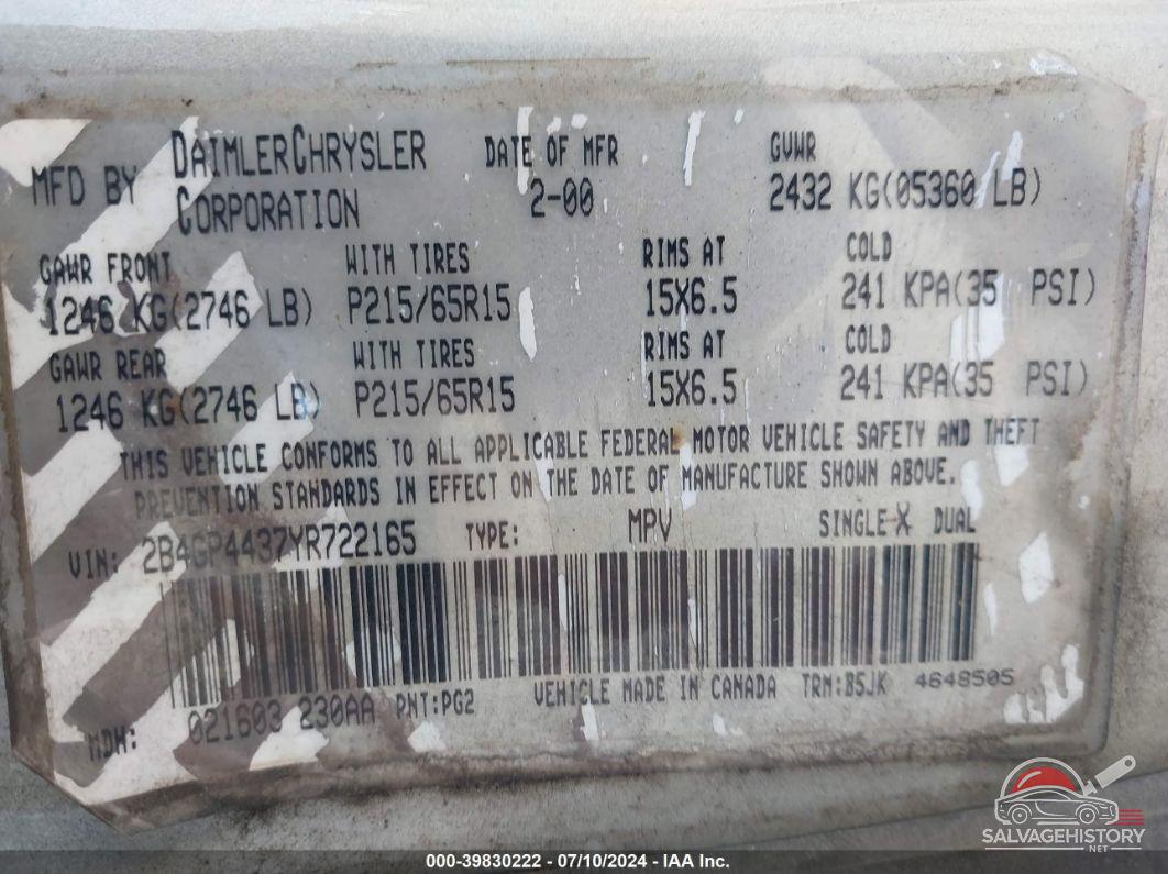 2B4GP4437YR722165 2000 DODGE GRAND CARAVAN photo no. 9