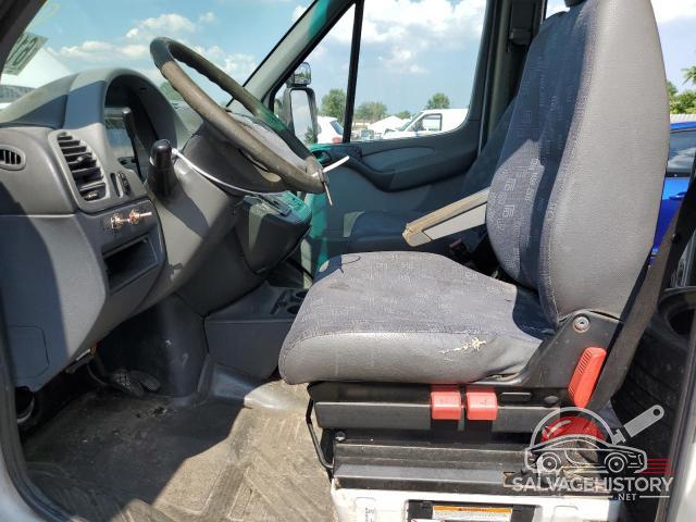 WD8PD744X65923997 2006 DODGE SPRINTER photo no. 7