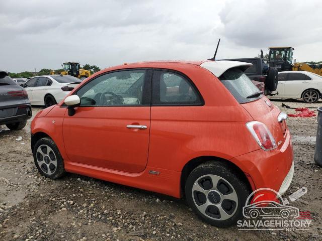 3C3CFFGE5FT695477 2015 FIAT 500 photo no. 2
