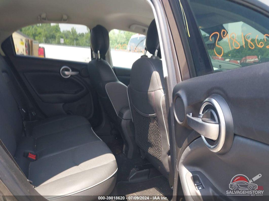 ZFBCFYCT7GP433660 2016 FIAT 500X photo no. 8