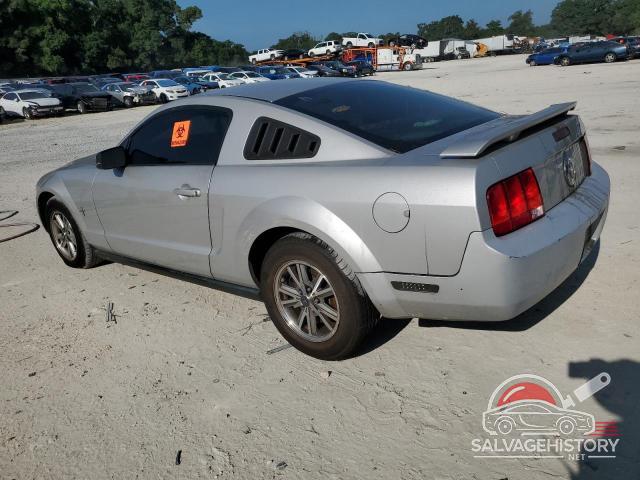 1ZVFT80N355138232 2005 FORD ALL Models photo no. 2