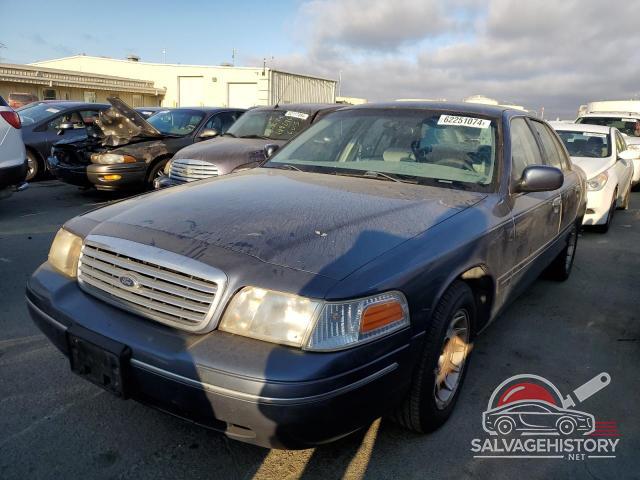 2FAFP74W0WX172591 1998 FORD CROWN VIC photo no. 1