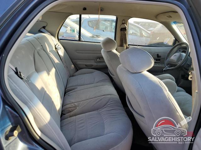 2FAFP74W0WX172591 1998 FORD CROWN VIC photo no. 10