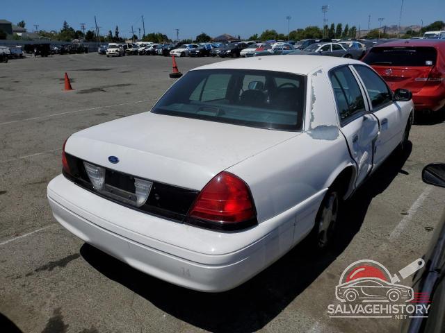 2FAFP71W41X177855 2001 FORD CROWN VIC photo no. 3
