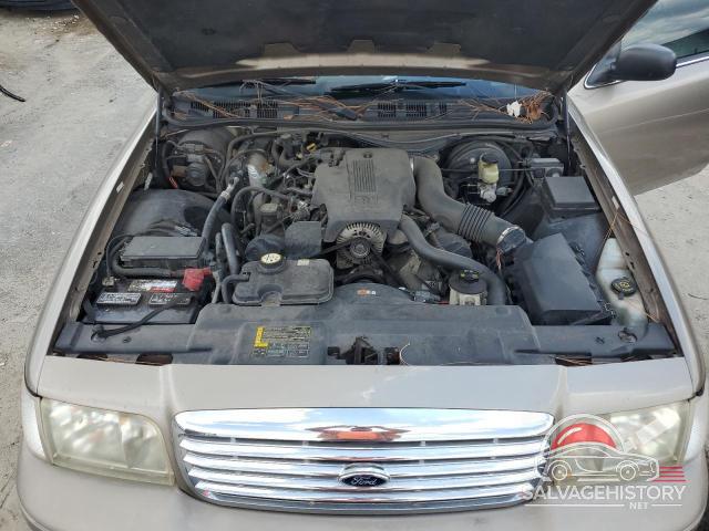 2FAFP74W14X129052 2004 FORD CROWN VIC photo no. 11
