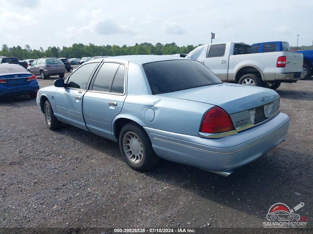 2FAFP74W82X149988 2002 FORD CROWN VICTORIA photo no. 3