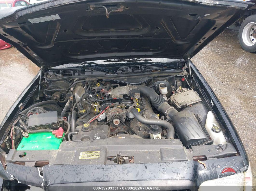 2FAFP71V18X179273 2008 FORD CROWN VICTORIA photo no. 10