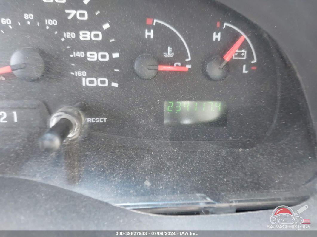 1FTNE14W67DB23638 2007 FORD E-150 photo no. 7