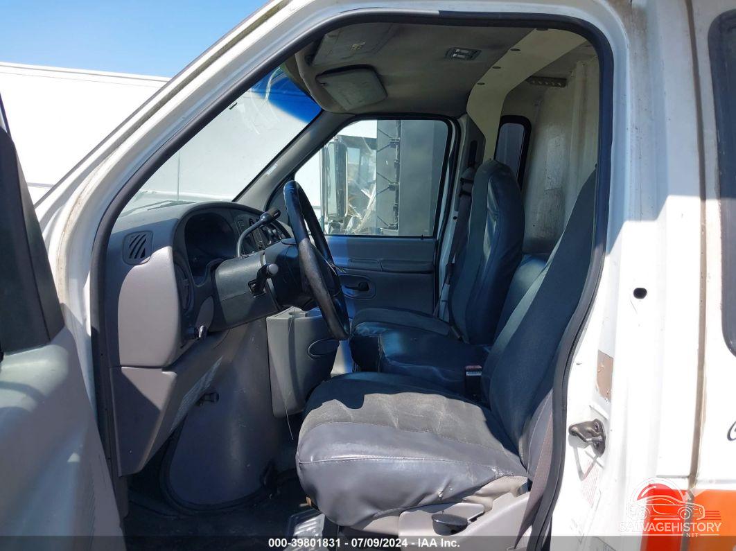 1FDKE37S3VHB25730 1997 FORD ECONOLINE RV CUTAWAY photo no. 6