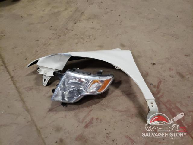 2FMDK3GC0ABA38384 2010 FORD EDGE photo no. 9