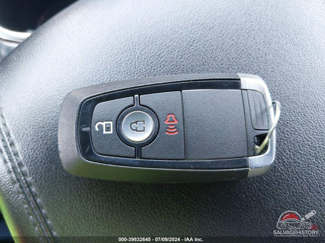 2FMPK3G90JBB14509 2018 FORD EDGE photo no. 11