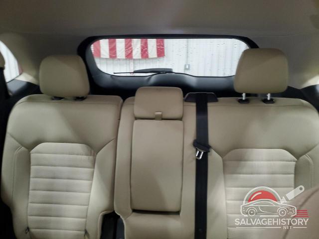 2FMPK3J90JBC38370 2018 FORD EDGE photo no. 10