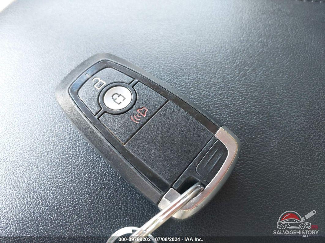 2FMPK3G95KBC23890 2019 FORD EDGE photo no. 11