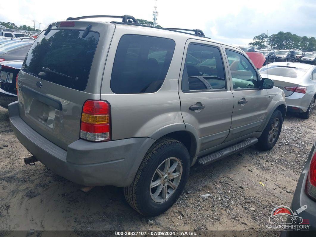 1FMCU04191KA64236 2001 FORD ESCAPE photo no. 4