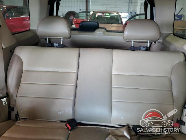 1FMYU93173KC54194 2003 FORD ESCAPE photo no. 10