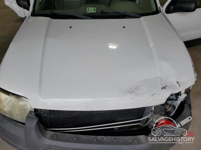 1FMYU93173KC54194 2003 FORD ESCAPE photo no. 12