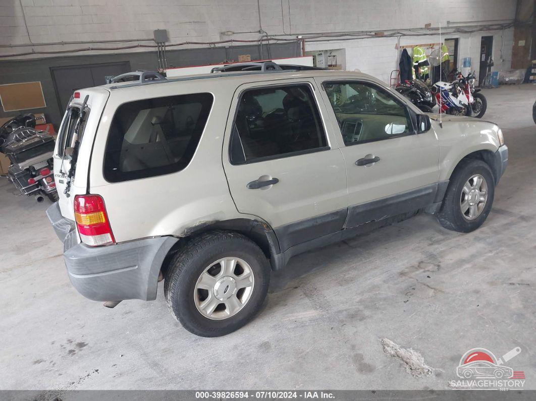 1FMYU93104KA25101 2004 FORD ESCAPE photo no. 4