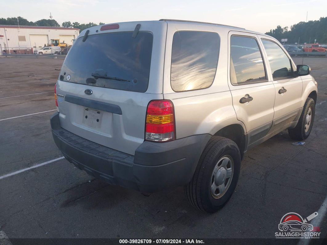 1FMYU02Z35KD99559 2005 FORD ESCAPE photo no. 4