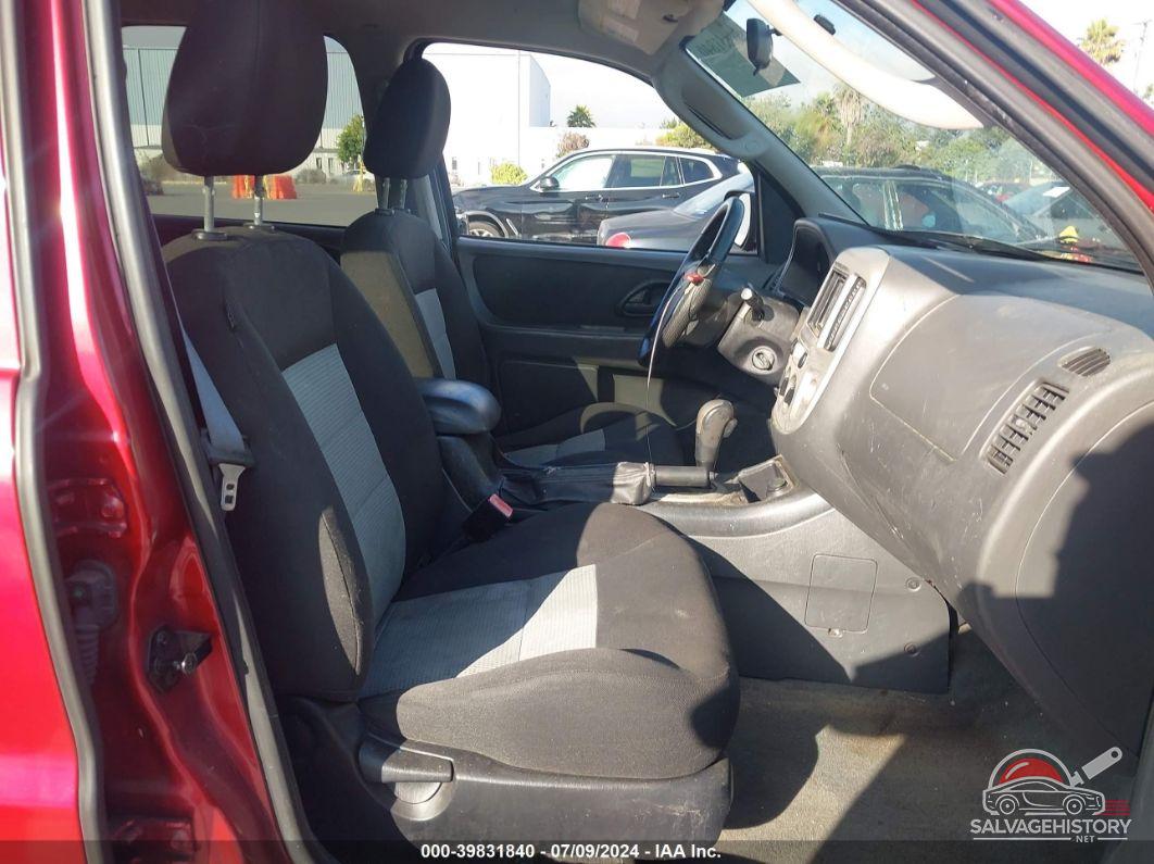 1FMCU03106KA85176 2006 FORD ESCAPE photo no. 5