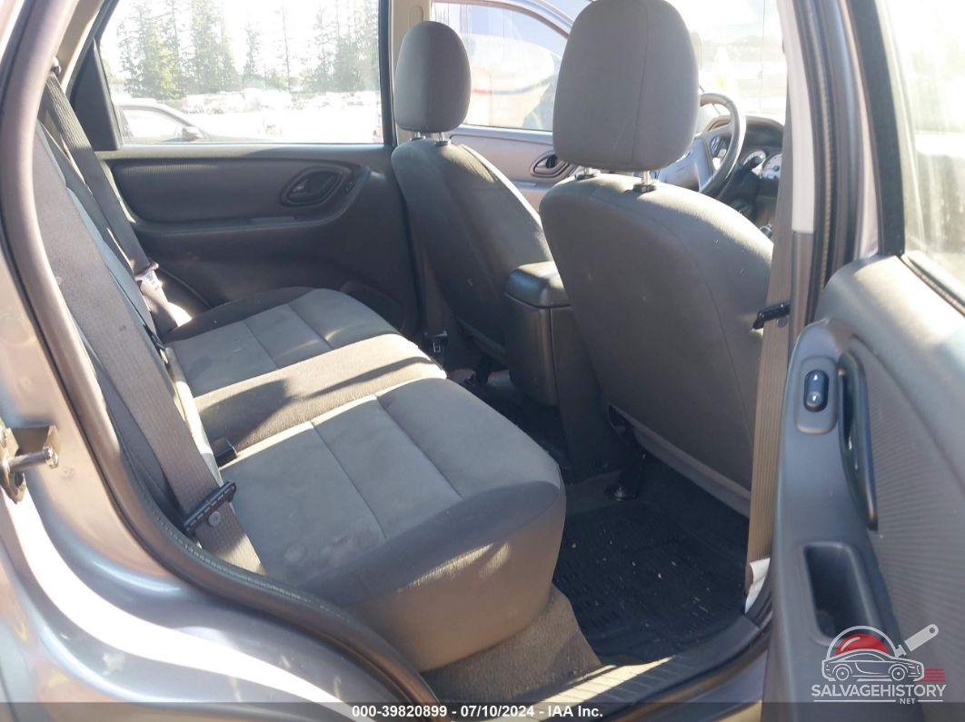 1FMYU02Z07KB26131 2007 FORD ESCAPE photo no. 8