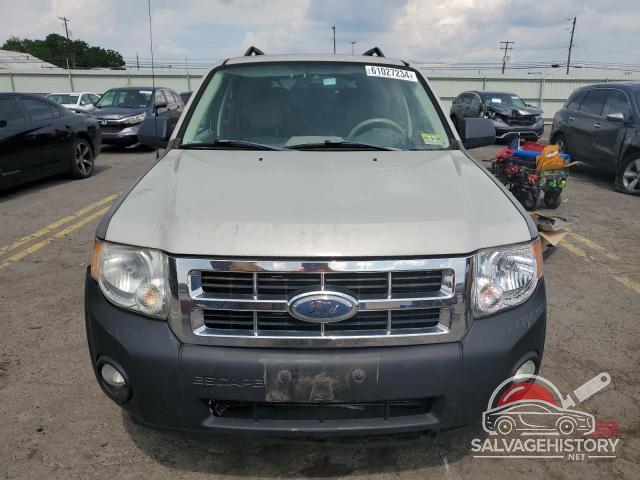 1FMCU03118KA28410 2008 FORD ESCAPE photo no. 5