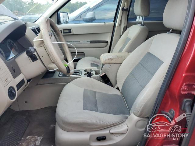 1FMCU03118KC23648 2008 FORD ESCAPE photo no. 7