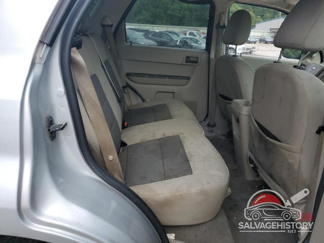1FMCU03Z68KC01635 2008 FORD ESCAPE photo no. 11