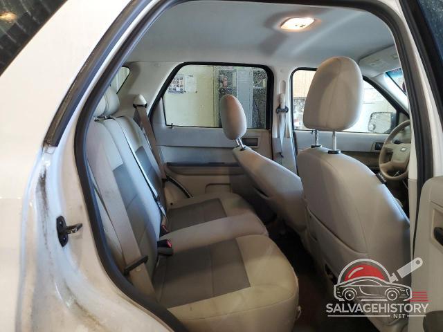 1FMCU93138KC98033 2008 FORD ESCAPE photo no. 10