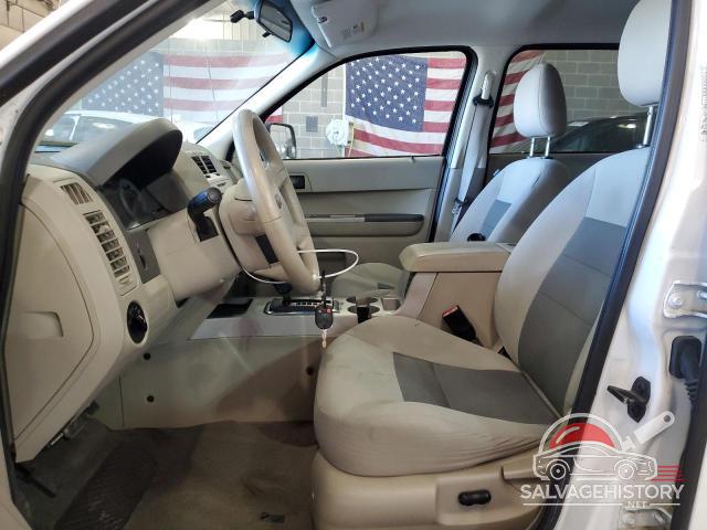 1FMCU93138KC98033 2008 FORD ESCAPE photo no. 7